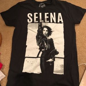 Selena short sleeve tee